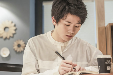 報考漢語言文字學在職研究生需要參加考試嗎