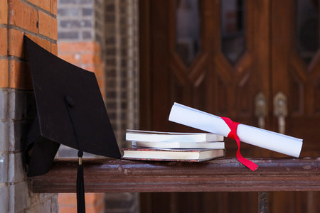 在職研究生是真的嗎