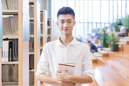 免試入學(xué)在職研究生是國(guó)家承認(rèn)學(xué)歷嗎?有什么用? 免試入學(xué)在職研究生是國(guó)家承認(rèn)學(xué)歷嗎?有什么用?