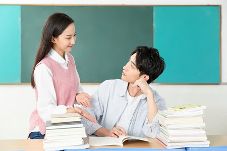 電氣工程非全日制研究生上課方式