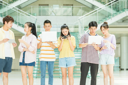 胡安卡洛斯國王大學國際博士有雙證嗎 胡安卡洛斯國王大學國際博士有雙證嗎