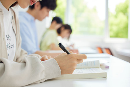 2025年青島大學在職研究生招生簡章